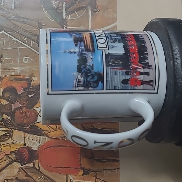 LAMBERT SOUVENIRS PORCELAIN LONDON MUG - Picture 2 of 9